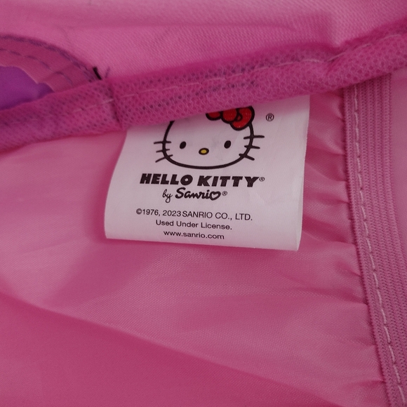 Hello Kitty Backpack - Picture 7 of 7